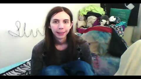 Snapshot of totalfuckingadorable chatting on 22, 4, 2026 Luna online show from 22, 4, 2026