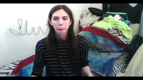 Snapshot of totalfuckingadorable chatting on 27, 4, 2026 Luna online show from 27, 4, 2026