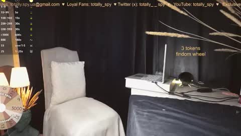 Snapshot of totally_spy chatting on 9, 11, 2025 Madam Viktoria Vacation in Portugal 2811 - 0412 online show from 9, 11, 2025