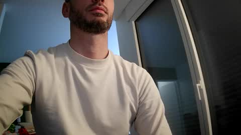 TOTORINO online show from 19, 5, 2026