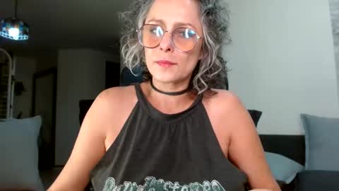 Snapshot of totypink chatting on 3, 12, 2024 TotyPink online show from 3, 12, 2024