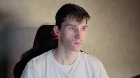 Snapshot of touch_me8 chatting on 22, 12, 2025 Arti online show from 22, 12, 2025