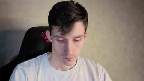 Snapshot of touch_me8 chatting on 23, 12, 2025 Arti online show from 23, 12, 2025