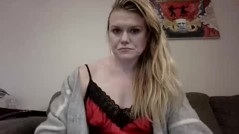 Snapshot of tough_as_scars chatting on 23, 11, 2025 tough_as_scars online show from 23, 11, 2025