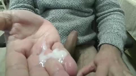 Snapshot of toumout222 chatting on 23, 2, 2026 toumout222 online show from 23, 2, 2026