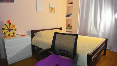 Ellina online show from 19, 12, 2025