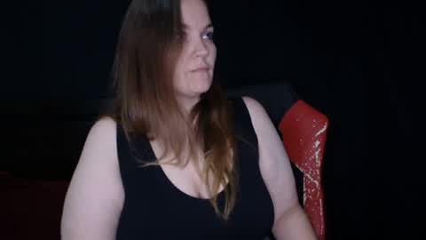 Snapshot of toxiclilly chatting on 7, 6, 2026 Lilly Miss Mistress Goddess Maam Queen Boss online show from 7, 6, 2026