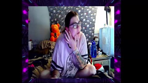 Snapshot of toxiclove1311 chatting on 26, 10, 2025 Toxiclove1311 online show from 26, 10, 2025