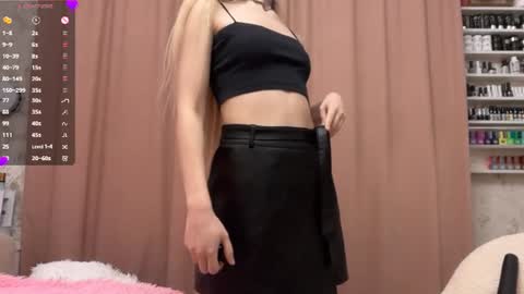 Snapshot of traceeorellama chatting on 1, 7, 2026 Tracy online show from 1, 7, 2026