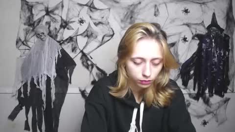 TracyLeeBB online show from 15, 11, 2025