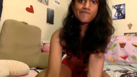 Snapshot of transamoure chatting on 7, 4, 2026 transamoure online show from 7, 4, 2026