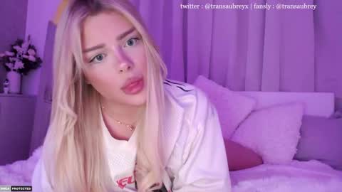 Snapshot of transaubrey chatting on 23, 10, 2025 aubrey 3 online show from 23, 10, 2025