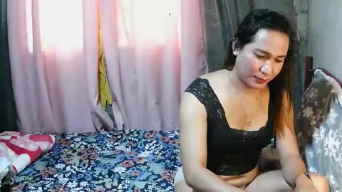 transhottie28 online show from 5, 11, 2025