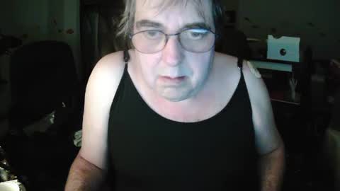 Snapshot of transmtfhello chatting on 16, 12, 2024 Peter online show from 16, 12, 2024