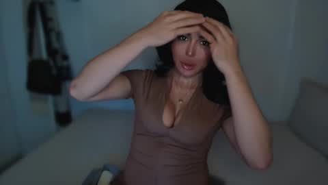 Snapshot of transnextdoor_ chatting on 18, 2, 2025 ALMIGHTY GODDESS VALENTINA online show from 18, 2, 2025