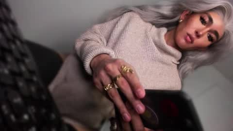 Snapshot of transnextdoor_ chatting on 5, 2, 2026 ALMIGHTY GODDESS VALENTINA online show from 5, 2, 2026