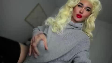 Snapshot of transnextdoor_ chatting on 26, 2, 2026 ALMIGHTY GODDESS VALENTINA online show from 26, 2, 2026