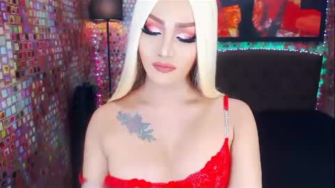 Snapshot of transplayfullolivia chatting on 12, 2, 2025 KYLIE BELLA TS online show from 12, 2, 2025