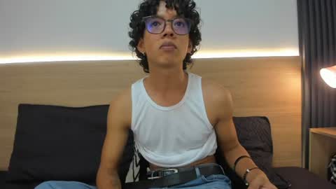 travis_black_ online show from 2, 7, 2026