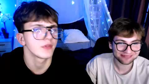 Snapshot of travis_wolf_ chatting on 20, 11, 2025 Travis online show from 20, 11, 2025