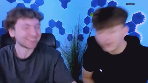 Snapshot of travis_wolf_ chatting on 6, 3, 2026 Travis online show from 6, 3, 2026