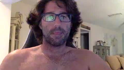 Snapshot of traviskenn chatting on 23, 3, 2026 TravisKenn online show from 23, 3, 2026