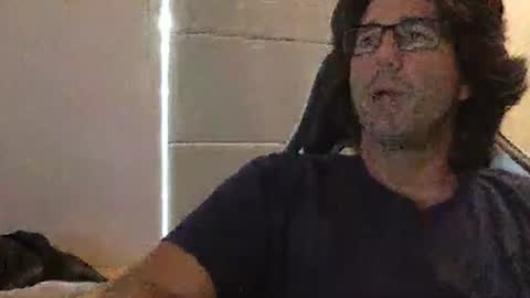 Snapshot of traviskenn chatting on 31, 3, 2026 TravisKenn online show from 31, 3, 2026