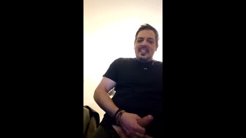 Snapshot of traxxxman2 chatting on 26, 4, 2026 traxxxman2 online show from 26, 4, 2026