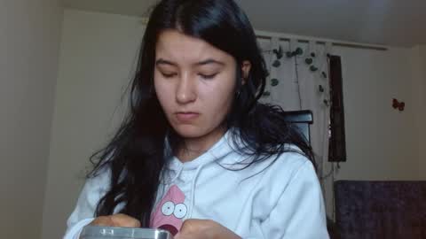 Snapshot of trebol_4 chatting on 8, 6, 2026 trebol_4 online show from 8, 6, 2026