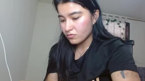 Snapshot of trebol_4 chatting on 9, 6, 2026 trebol_4 online show from 9, 6, 2026