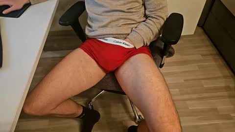 tree1989 online show from 7, 3, 2026