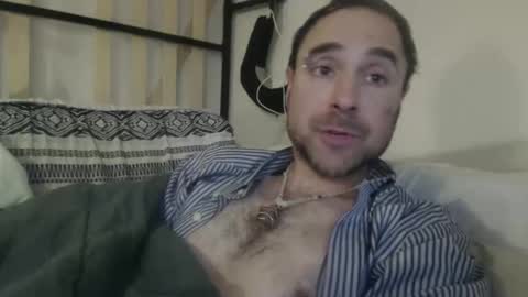 Snapshot of treehuggerhemp chatting on 18, 11, 2025 TreeHugger queer online show from 18, 11, 2025