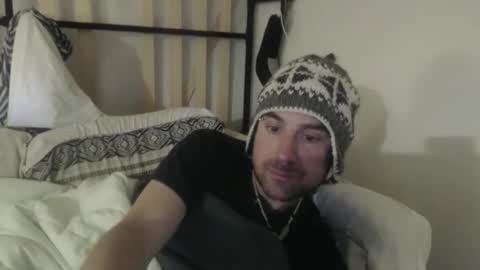 Snapshot of treehuggerhemp chatting on 23, 11, 2025 TreeHugger queer online show from 23, 11, 2025