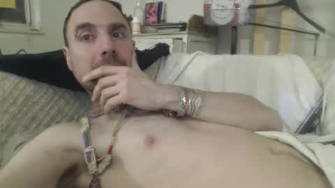 Snapshot of treehuggerhemp chatting on 19, 1, 2026 TreeHugger queer online show from 19, 1, 2026