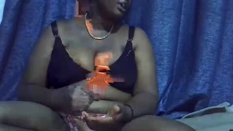 Snapshot of trendybootie chatting on 13, 3, 2026 trendybootie online show from 13, 3, 2026