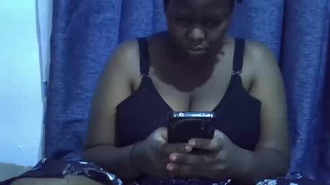 Snapshot of trendybootie chatting on 16, 3, 2026 trendybootie online show from 16, 3, 2026