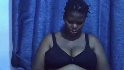 Snapshot of trendybootie chatting on 19, 4, 2026 trendybootie online show from 19, 4, 2026