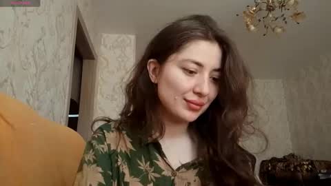 Snapshot of tressielestronge chatting on 26, 4, 2026 Bella online show from 26, 4, 2026