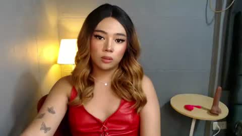 trexie_fucks15 online show from 20, 11, 2025