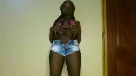 trey_queens online show from 24, 6, 2026