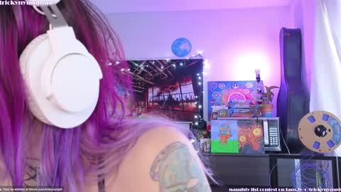 Snapshot of tricky_nymph chatting on 21, 12, 2024 Cassie online show from 21, 12, 2024