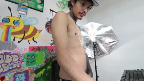 - trieone online show from 13, 1, 2026