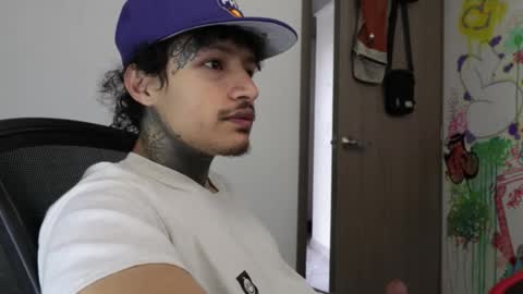 - trieone online show from 3, 2, 2026