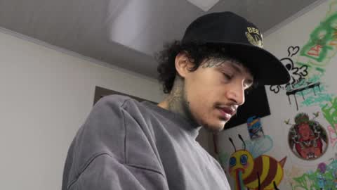 - trieone online show from 27, 3, 2026