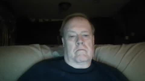 Snapshot of trilew50 chatting on 28, 1, 2025 trilew50 online show from 28, 1, 2025