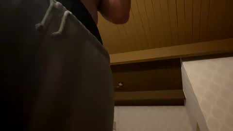 Snapshot of trillahung chatting on 9, 12, 2024 WapBopper online show from 9, 12, 2024