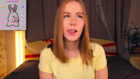 Snapshot of trinahillier chatting on 13, 11, 2025 Bubbles online show from 13, 11, 2025