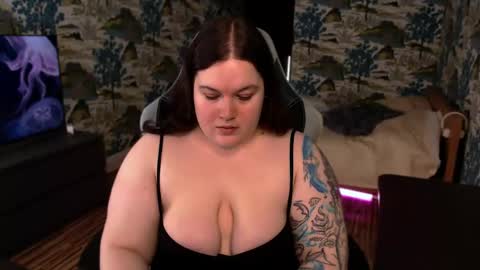 Snapshot of trinititi chatting on 6, 5, 2026 Tina online show from 6, 5, 2026