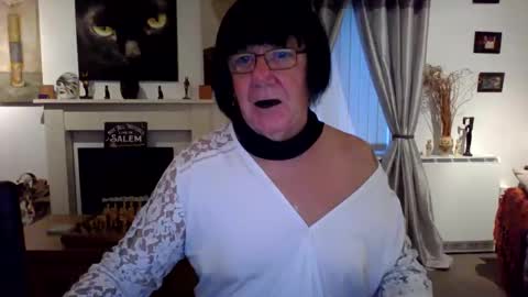 trinity1011 online show from 8, 11, 2025