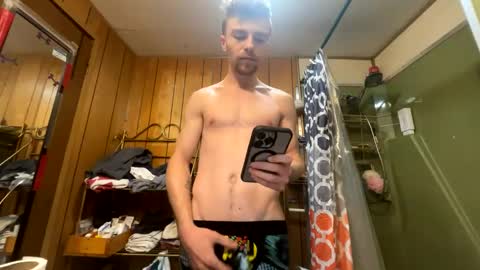 Snapshot of trippyscenes chatting on 9, 2, 2025 trippyscenes online show from 9, 2, 2025